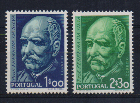 2305.jpg -     Lote:    2305      Lotes pelo Correio       Portugal       Descrição:         1956 &mdash; Centenário Doutor Ferreira da Silva. CE819/20. Série completa. Valor de catálogo &euro; 32,25.         ***       Valor Base:     &euro; 7,00     Valor Venda:     Retirado     
