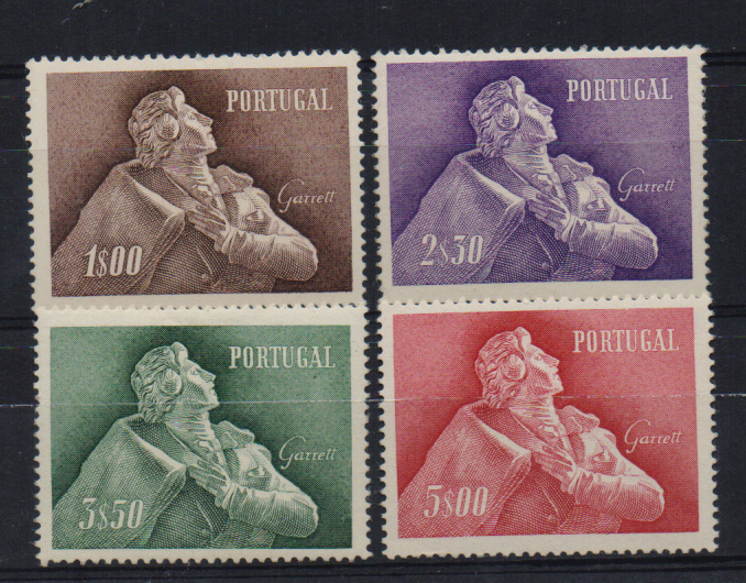 2309.jpg -     Lote:    2309      Lotes pelo Correio       Portugal       Descrição:         1957 &mdash; Almeida Garrett. CE827/30. Série completa. Valor de catálogo &euro; 280,00.         ***       Valor Base:     &euro; 30,00     Valor Venda:     Retirado     