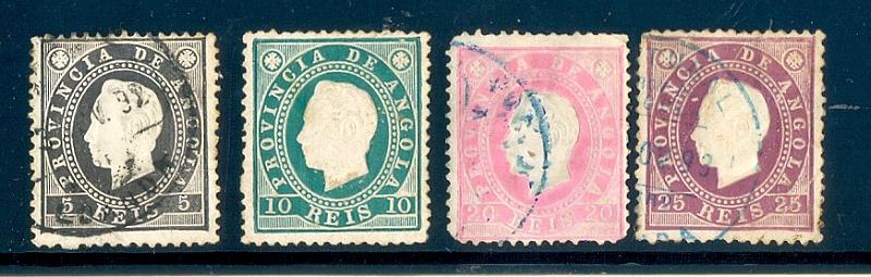 2517.jpg -     Lote:    2517      Lotes pelo Correio       Angola       Descrição:         1886 &mdash; D. Luís I. Fita direita. CE 15, 16, 17,18. D. 12 &frac12; . Valor de catálogo &euro; 30,oo.         O       Valor Base:     &euro; 5,00     Valor Venda:     Retirado     