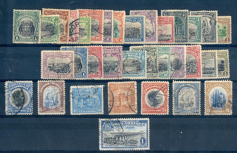 2593.jpg -     Lote:    2593      Lotes pelo Correio       Companhia de Moçambique       Descrição:         1918 &mdash; Motivos locais. CE 117/130, 132 + 1925 &mdash; Idem. Novas cores, 151,152,153,154,155/161 + 1925-31- Idem. Novos desenhos e valores, 162,163,164/168. Alguns com defeitos.         O       Valor Base:     &euro; 3,00     Valor Venda:     Retirado     
