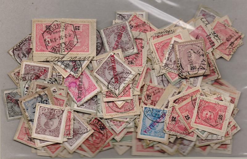 2780.jpg -     Lote:    2780      Lotes pelo Correio              Descrição:         Portugal. Marcofilia. Lote com 200 selos em fragmento, tipo D. Carlos I Mouchon e D. Manuel II, com marcofilia diversa. Lote a ver.         Lote       Valor Base:     &euro; 12,00     Valor Venda:     &euro; 16,00       