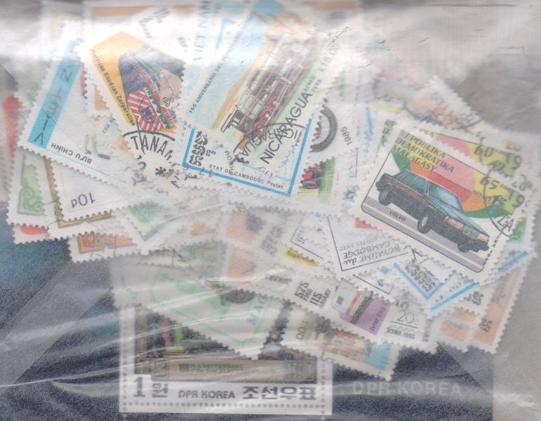 2838.jpg -     Lote:    2838      Lotes pelo Correio              Descrição:         Mundiais. Temáticas de automóveis, comboios e bicicletas. Lote com 104 selos + 1 bloco todos diferentes Lote a ver         Lote       Valor Base:     &euro; 10,00     Valor Venda:     &euro; 10,00       