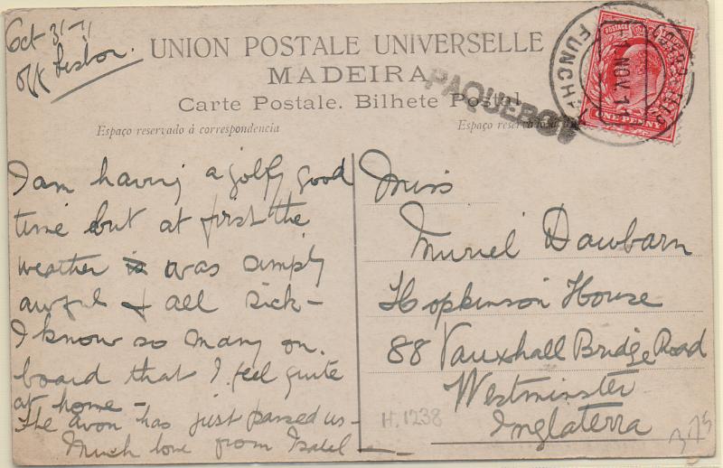 0659.jpg -     Lote:    659                   Descrição:         Correio marítimo. Marca de denominação de origem. Postal ilustrado lançado a bordo de paquete com selo inglês de 1p (01.11.11) com destino a Inglaterra, obliterado com carimbo do Funchal e linear a preto "PAQUEBOT".        PI       Valor Base:     &euro; 12,00     Valor Venda:     &euro;      
