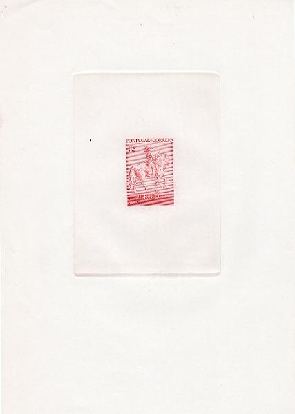 0809.jpg -     Lote:    809                   Descrição:         1940 &mdash; Centenários da Fundação e da Restauração de Portugal. Prova de luxo e do cunho medindo 227x160mm, para o selo de 35c CE594, em papel porcelana e na cor vermelho-castanho, sem abertura do valor no cunho. MB e MR.        PRV       Valor Base:     &euro; 20,00     Valor Venda:     &euro;      