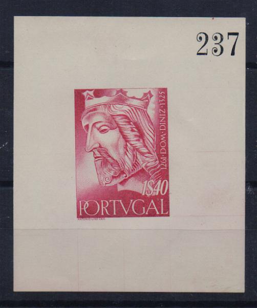 0848.jpg -     Lote:    848                   Descrição:         1955 &mdash; Reis de Portugal da 1.ª Dinastia. CE811, 1$40. Prova de cunho a magenta, com largas margens, não denteado em papel liso, numerada (237).        PRV       Valor Base:     &euro; 20,00     Valor Venda:     &euro;      