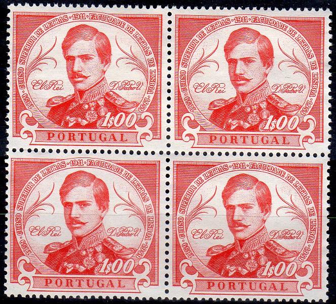 0856.jpg -     Lote:    856                   Descrição:         1961 &mdash; 1.º Centenário da Fundação da Faculdade de Letras da Universidade de Lisboa. CE874, 1$00. Quadra de provas de cor em vermelho, denteadas, sem goma. Cor não aprovada. MB e MR.        PRV       Valor Base:     &euro; 20,00     Valor Venda:     &euro;      