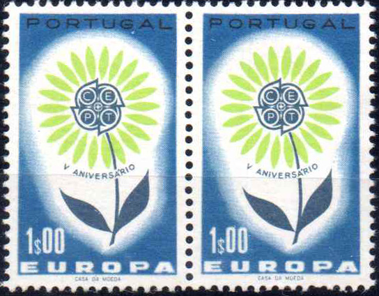 0859.jpg -     Lote:    859                   Descrição:         1964 &mdash; Europa. CE934, 1$00. Par de provas de cor em azul e verde. B e R.        PRV       Valor Base:     &euro; 15,00     Valor Venda:     &euro;      