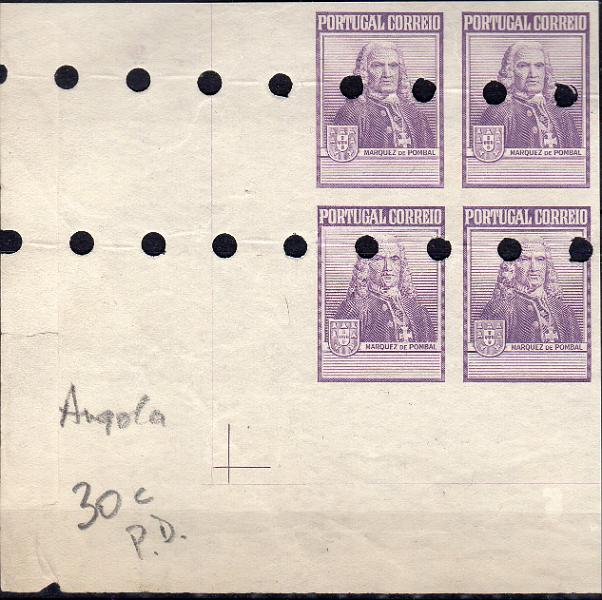 0883.jpg -     Lote:    883                   Descrição:         1925 &mdash; Monumento ao Marquês de Pombal. Efígie. Quadra canto de folha de provas de cor (cor aprovada) em lilás, sem impressão da taxa e legenda, com furos de segurança da casa impressora.        PRV       Valor Base:     &euro; 25,00     Valor Venda:     &euro;      