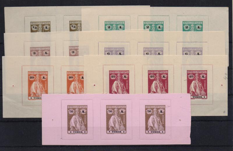 0916.jpg -     Lote:    916                   Descrição:         1914 &mdash; Ceres. Lote com 5 tiras de 7 provas cada dos valores de &frac12; avo, 2 avos, 3 avos, 6 avos, 20 avos, 40 avos e 76 avos, CE162, 164, 165, 167, 171, 172 e 174. Emitidas clandestinamente.        PRV       Valor Base:     &euro; 30,00     Valor Venda:     &euro;      