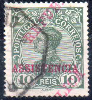 0976.jpg -     Lote:    976                   Descrição:         1911 &mdash; Imposto postal. D. Manuel II, com sobrecarga REPUBLICA e ASSISTÊNCIA". CE IP1, 10 reis verde. Selo com a sobrecarga REPUBLICA deslocada.        O       Valor Base:     &euro; 5,00     Valor Venda:     &euro;      
