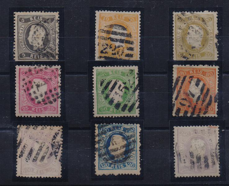 1117.jpg -     Lote:    1117                   Descrição:         1867/70 &mdash; D. Luís I. Fita curva, denteados. CE27/35. Série completa. Valor de catálogo &euro; 2026,00.        O       Valor Base:     &euro; 200,00     Valor Venda:     &euro;      