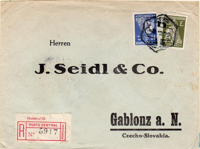 1234.jpg -     Lote:    1234                   Descrição:         1926 &mdash; Ceres. Emissão Londres. Sobrescrito circulado registado do Porto (08.10.29) para a Checoslováquia (12.10.29) com selos de 16C e 3$20 CE403, 416.        Carta       Valor Base:     &euro; 40,00     Valor Venda:     &euro;      