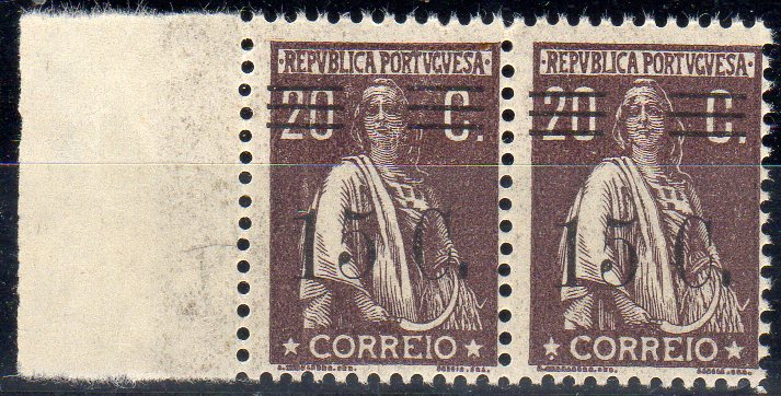 1253.jpg -     Lote:    1253                   Descrição:         1928/29 &mdash; Ceres, com sobretaxa. CE460, 15C s/ 20C castanho. Par horizontal. Valor de catálogo &euro; 188,00.        ***       Valor Base:     &euro; 55,00     Valor Venda:     &euro;      