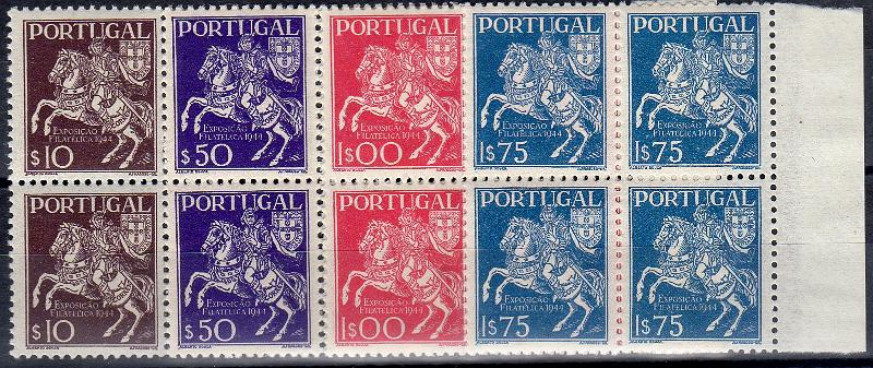 1295.jpg -     Lote:    1295                   Descrição:         1944 &mdash; 3.ª Exposição Filatélica Portuguesa. CE636/639. Série completa em quadras. Valor de catálogo &euro; 84,00.        ***       Valor Base:     &euro; 18,00     Valor Venda:     &euro;      