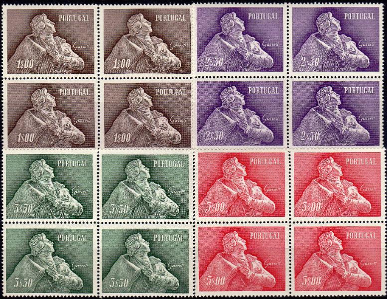 1310.jpg -     Lote:    1310                   Descrição:         1957 &mdash; Almeida Garrett. CE827/830. Série completa em quadras (em cada quadra dois selos com e sem charneira). Valor de catálogo &euro; 888,00.        ***/**       Valor Base:     &euro; 75,00     Valor Venda:     &euro;      