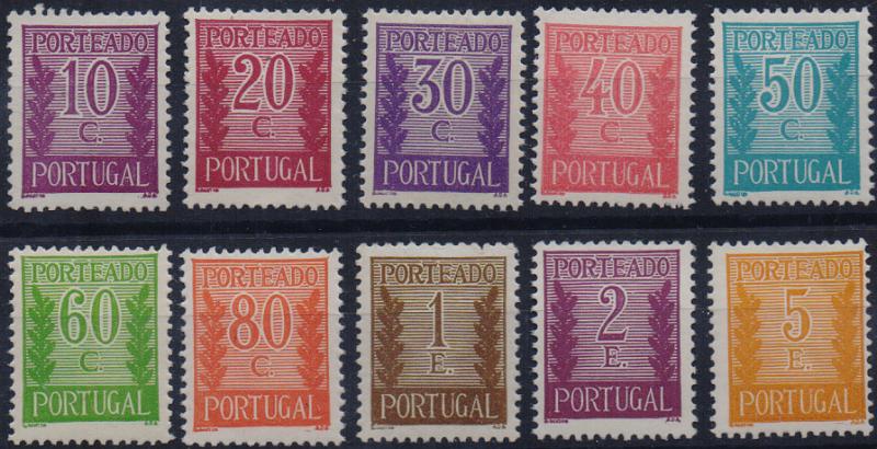 1330.jpg -     Lote:    1330                   Descrição:         1940 &mdash; Porteado. Tipo "Algarismo ladeado de ramos". CE POR 55/64. Série em denteado 12 &frac12;. Valor de catálogo &euro; 508,65. Raro o selo de 5E neste denteado.        ***       Valor Base:     &euro; 100,00     Valor Venda:     &euro;      