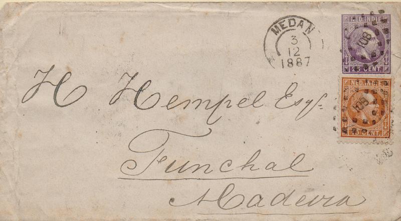 1379.jpg -     Lote:    1379                   Descrição:         Madeira * Incoming mail &mdash; Sobrescrito de 25c com selo adicional de 10c, circulado de Medan * Índia Holandesa (03.12.1887) para o Funchal. Circulado via Singapura (08.12.87), Brindisi (06.01.88), Torino (06.01.88) e Londres (17.01.88).        IC       Valor Base:     &euro; 50,00     Valor Venda:     &euro;      