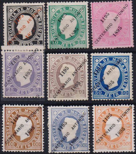 1560.jpg -     Lote:    1560                   Descrição:         1895 &mdash; D. Luís I. Fita direita, com sobrecarga do Centenário Antonino. CE4&frac14;9. Série completa em denteado 12 &frac12;. Valor de catálogo &euro; 316,00.        *       Valor Base:     &euro; 50,00     Valor Venda:     &euro;      