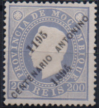 1563.jpg -     Lote:    1563                   Descrição:         1895 &mdash; D. Luís I. Fita direita, com sobrecarga do Centenário Antonino. CE48, 200 reis azul violeta, denteado 13 &frac12;. Valor de catálogo &euro; 150,00.        *       Valor Base:     &euro; 30,00     Valor Venda:     &euro;      