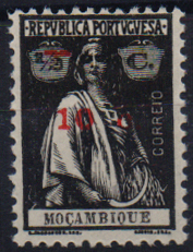 1580.jpg -     Lote:    1580                   Descrição:         192&frac12;2 &mdash; Tipo Ceres, com sobretaxa. CE234, 10c s/ &frac12; c preto. Um selo novo, em denteado 12x11 &frac12;. NÃO CATALOGADO, neste denteado.        **       Valor Base:     &euro; 10,00     Valor Venda:     &euro;      