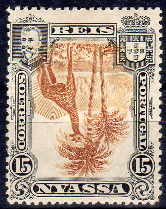 1658.jpg -     Lote:    1658                   Descrição:         1901 &mdash; D. Carlos I. CE30, 50 reis azul. Selo com o centro invertido. Valor de catálogo &euro; 160,00.        **       Valor Base:     &euro; 35,00     Valor Venda:     &euro;      