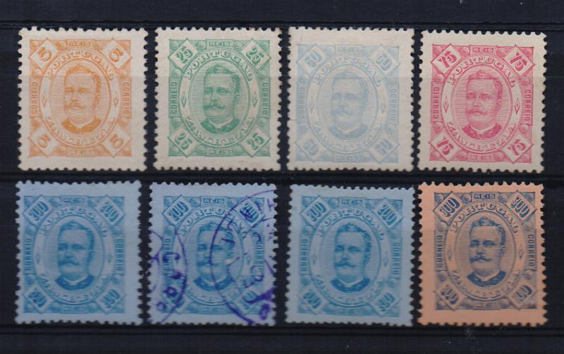 1682.jpg -     Lote:    1682                   Descrição:         1893/94 &mdash; D. Carlos I, tipo Diogo Neto. Lote com 8 selos de 5, 25, 50, 75, 200 e 300 reis, CE 2, 6/8 e 13. Selos de 5 reis, 75 reis, 200 reis (regomado) e 300 reis em denteado 11 &frac12;; selos de 25 reis, 50 reis e 200 reis (usado) em denteado 12 &frac12; e selo de 200 reis em denteado 13 &frac12;. Valor de catálogo &euro; 2.104,60.        **/*/O       Valor Base:     &euro; 250,00     Valor Venda:     &euro;      