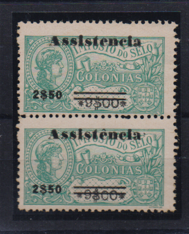 1699.jpg -     Lote:    1699                   Descrição:         1946 &mdash; Imposto postal. ASSISTENCIA. Selos fiscais de África, com sobretaxa. CE IP15, 2$50 s/ 9$00 verde. Par com um selo normal e outro com "e" em vez de "ê". Valor de catálogo &euro; 260,00.        *       Valor Base:     &euro; 140,00     Valor Venda:     &euro;      
