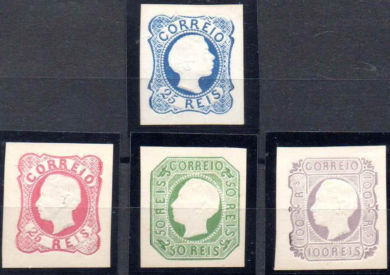 1951.jpg -     Lote:    1951                   Descrição:         Reimpressões de 1885. 1855/64- D. Pedro V, cabelos lisos + D. Luís. Lote de 4 reimpressões. CE6, CE16/18. Todas com boas margens. Valor de catálogo &euro; 440,00.        R*       Valor Base:     &euro; 60,00     Valor Venda:     &euro;      