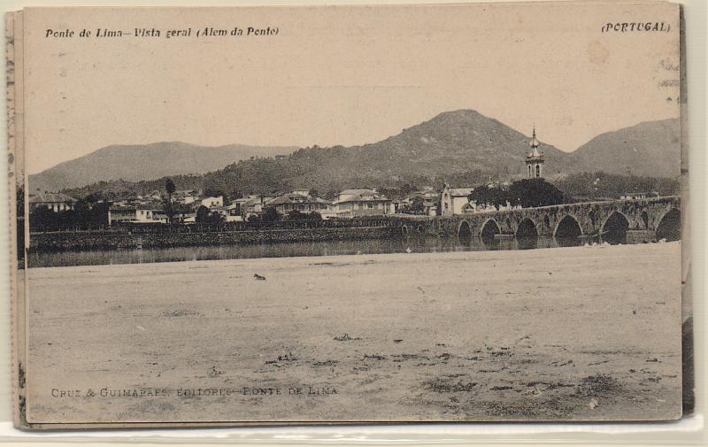 2261.jpg -     Lote:    2261      Lotes pelo Correio              Descrição:         Ponte de Lima. Lote com 5 postais ilustrados: Vista Geral (Alem da Ponte), Avenida 5 de Outubro; Casa de Bertiandos; Egreja Matriz; Alameda de S. João. Circulados, com selos de D. Carlos I e D. Manuel II.        PI       Valor Base:     &euro; 10,00     Valor Venda:     &euro;      