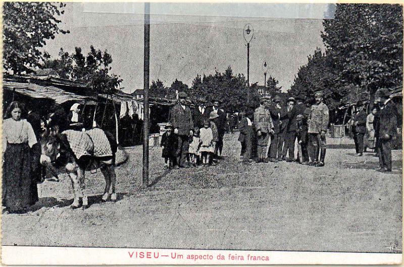 2276.jpg -     Lote:    2276      Lotes pelo Correio              Descrição:         Feiras e mercados &mdash; Vizeu. Praça do mercado e um aspecto da Feira Franca.        PI       Valor Base:     &euro; 10,00     Valor Venda:     &euro;      