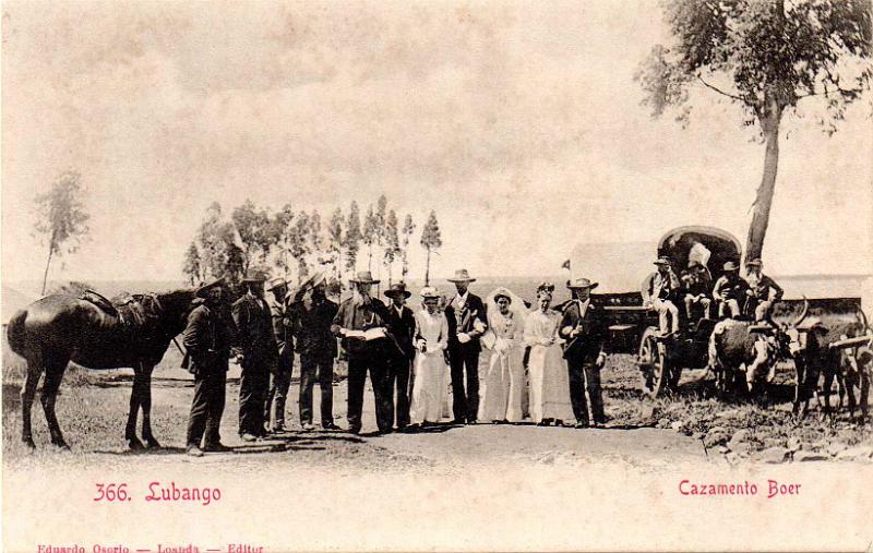 2324.jpg -     Lote:    2324      Lotes pelo Correio              Descrição:         Lubango &mdash; Cazamento Boer. Edição de Eduardo Osório.        PI       Valor Base:     &euro; 8,00     Valor Venda:     &euro;      