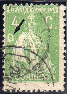 2644.jpg -     Lote:    2644      Lotes pelo Correio              Descrição:         1917/20 &mdash; Ceres. Novas taxas e cores. CE226, 4C verde, papel liso, denteado 12x11 &frac12;, com variedade de cliché também não catalogada.        O       Valor Base:     &euro; 5,00     Valor Venda:     &euro;      