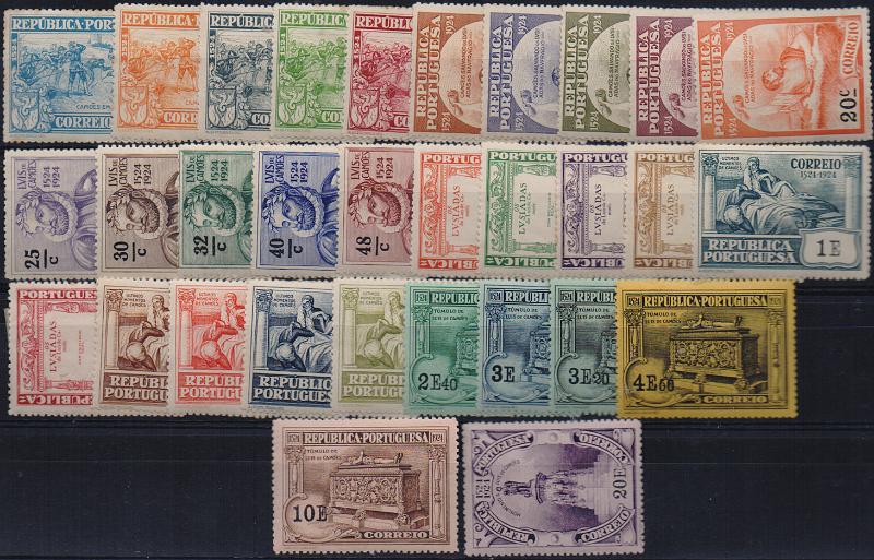 2686.jpg -     Lote:    2686      Lotes pelo Correio              Descrição:         1924 &mdash; 4.º Centenário do Nascimento de Luís de Camões. CE299/329. Série completa. Valor de catálogo &euro; 100,00.        **       Valor Base:     &euro; 15,00     Valor Venda:     &euro;      