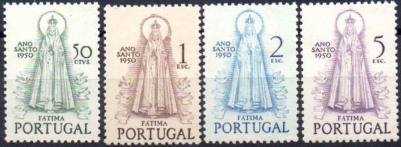 2772.jpg -     Lote:    2772      Lotes pelo Correio              Descrição:         1950 &mdash; Ano Santo. CE719/722. Série completa. Apenas selo de 1E com sinal de charneira. Valor de catálogo &euro; 226,00.        ***/**       Valor Base:     &euro; 20,00     Valor Venda:     &euro;      