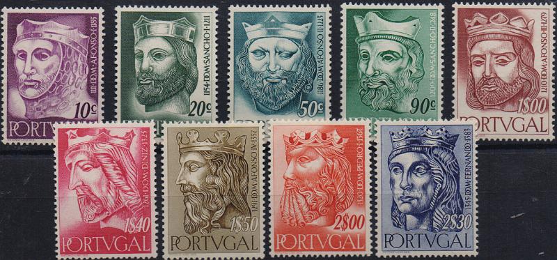 2798.jpg -     Lote:    2798      Lotes pelo Correio              Descrição:         1955 &mdash; Reis de Portugal da 1.ª Dinastia. CE806/814. Série completa. Valor de catálogo &euro; 80,00.        ***       Valor Base:     &euro; 8,00     Valor Venda:     &euro;      