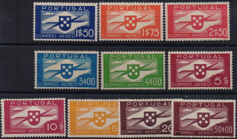2957.jpg -     Lote:    2957      Lotes pelo Correio              Descrição:         1936/41 &mdash; Correio aéreo. Tipo Hélice. CE CA 1/10. Série completa. Valor de catálogo &euro; 405,00.        **       Valor Base:     &euro; 60,00     Valor Venda:     &euro;      