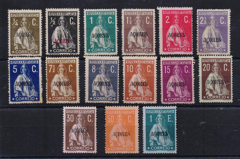 2990.jpg -     Lote:    2990      Lotes pelo Correio              Descrição:         1912/13 &mdash; Ceres. Selos do Continente com sobrecarga AÇORES. CE149/163. Série completa sem goma, papel porcelana, denteado 15x14. Cotado como usada. Valor de catálogo &euro; 150,00.        *       Valor Base:     &euro; 15,00     Valor Venda:     &euro;      