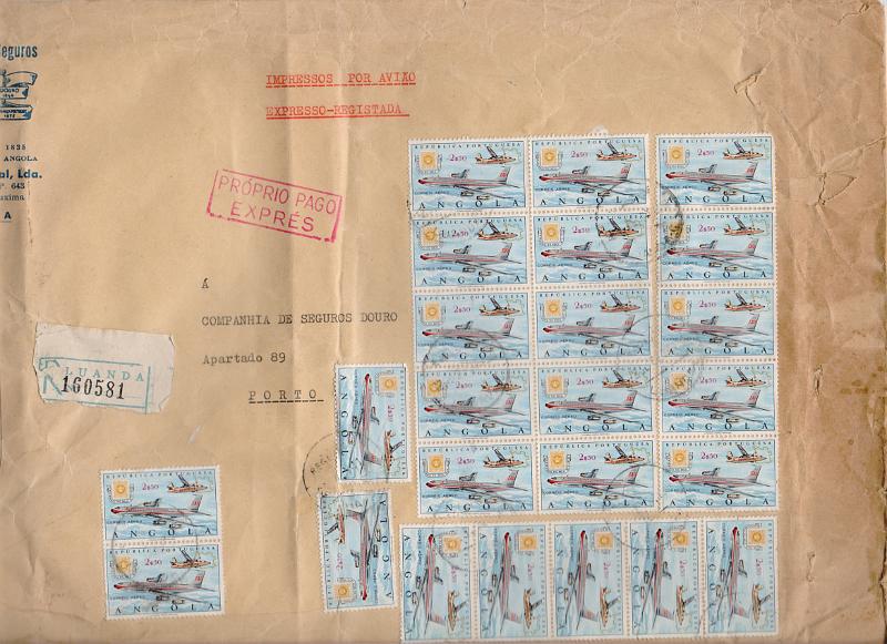 3040.jpg -     Lote:    3040      Lotes pelo Correio              Descrição:         1970 &mdash; Correio Aéreo. Centenário do Selo Postal de Angola. Sobrescrito de grandes dimensões com 24 selos de 2$50 CE CA31, registado de Luanda pelo serviço "PRÓPRIO EXPRESSO". Lote a ver.        Carta       Valor Base:     &euro; 10,00     Valor Venda:     &euro;      