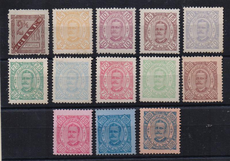 3066.jpg -     Lote:    3066      Lotes pelo Correio              Descrição:         1893/94 &mdash; D. Carlos I tipo Diogo Neto. CE35/46. Série completa. Valor de catálogo &euro; 225,60.        **/*       Valor Base:     &euro; 22,00     Valor Venda:     &euro;      
