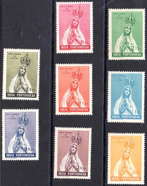 3105.jpg -     Lote:    3105      Lotes pelo Correio              Descrição:         1949 &mdash; Nossa Senhora de Fátima, coroada. CE390/397. Série completa. Valor de catálogo &euro; 210,00.        RG***       Valor Base:     &euro; 15,00     Valor Venda:     &euro;      