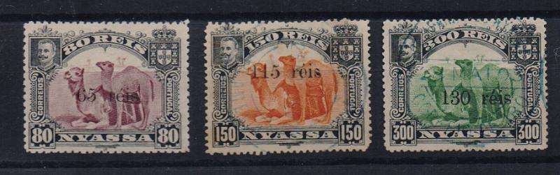 3200.jpg -     Lote:    3200      Lotes pelo Correio              Descrição:         1903 &mdash; D. Carlos I. Selos de 1901, com sobretaxa. CE 45/47. Série completa. Valor de catálogo &euro; 180,00.        O       Valor Base:     &euro; 30,00     Valor Venda:     &euro;      