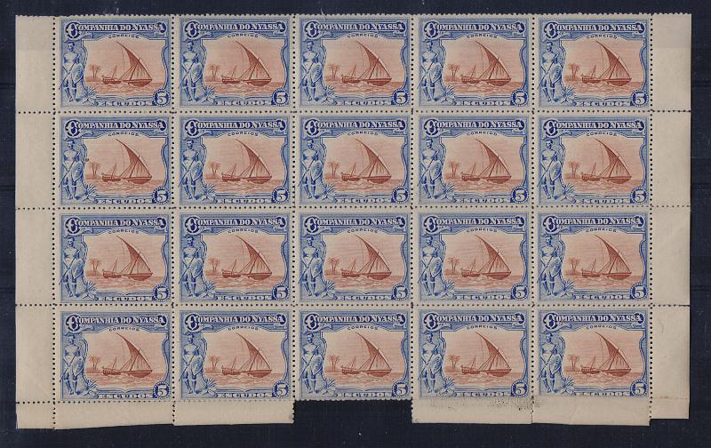 3201.jpg -     Lote:    3201      Lotes pelo Correio              Descrição:         192&frac12;3 &mdash; Motivos diversos. CE125, 5E, ultramar e sépia. Bloco com 20 selos. Valor de catálogo &euro; 220,00.        ***       Valor Base:     &euro; 24,00     Valor Venda:     &euro;      