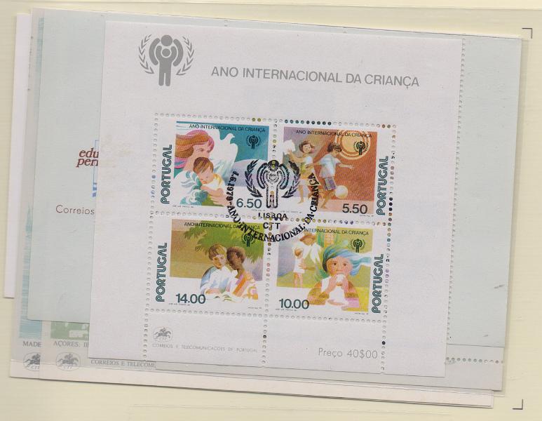 3621.jpg -     Lote:    3621      Lotes pelo Correio              Descrição:         Portugal. Lote com 12 blocos obliterados com carimbo de 1.º dia de circulação. CE BLC21, 28, 29, 30, 31, 32, 35, 36, 42, 44, 45 e 147.        BLC***       Valor Base:     &euro; 8,00     Valor Venda:     &euro;      