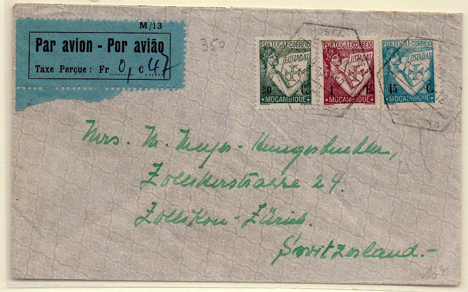 0443.jpg -     Lote:    443            Correio Aéreo       Descrição:         1937 &mdash; Sobretaxa do Correio Aéreo. CE SCA5. Sobrescrito circulado de L. Marques (07.09.35) para a Suíça, com selos tipo Lusíadas de 30c, 45c e 1$00 = 1$75 1.º porte correio ordinário + etiqueta M/13 com o valor manuscrito de 0,47F. Esta etiqueta está catalogada como sendo emitida em 1936, quando na verdade por esta carta se antecipa a sua circulação.        Aéreo       Valor Base:     &euro; 25,00     Valor Venda:     &euro; 55,00     