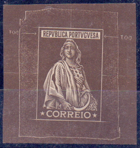0545.jpg -     Lote:    545            Portugal       Descrição:         1926 &mdash; Ceres. Emissão Londres. Prova de cunho em castanho-escuro, sem abertura da taxa, sem pontos antes e depois de "República Portuguesa." (mas com a palavra "DOT" e setas indicando o respectivo local). Não catalogada por OM.        PRV       Valor Base:     &euro; 40,00     Valor Venda:     &euro; 110,00     