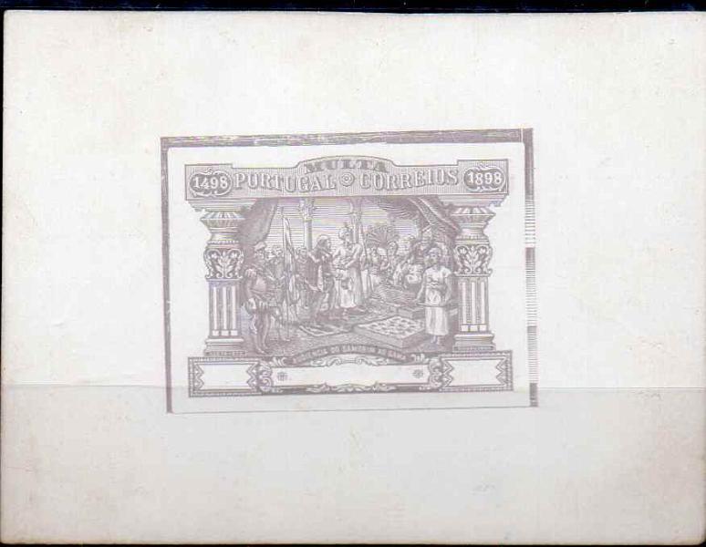 0609.jpg -     Lote:    609            Portugal       Descrição:         1898 &mdash; Porteado. V Centenário do Descobrimento do Caminho Marítimo para a Índia. Prova de cunho em ardósia claro, sem abertura da taxa no cunho, em cartão calandrado. MB e MR.        PRV       Valor Base:     &euro; 20,00     Valor Venda:     &euro; 20,00     