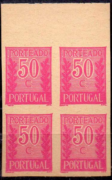 0612.jpg -     Lote:    612            Portugal       Descrição:         1940 &mdash; Porteado * Algarismo ladeado de ramos. CE59, 50c. Quadra bordo de folha de provas não denteadas, em papel liso amarelado, em lilás, cor não aprovada para este valor.        PRV       Valor Base:     &euro; 10,00     Valor Venda:     Retirado     