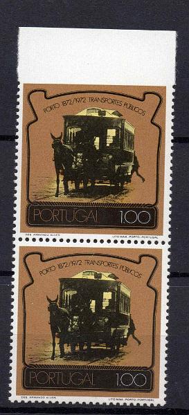 0677.jpg -     Lote:    677            Portugal       Descrição:         1973 &mdash; Centenário dos Transportes Públicos na Cidade do Porto. CE1198, 1$00. Par vertical, com selo superior não denteado no bordo superior.         ***       Valor Base:     &euro; 35,00     Valor Venda:     &euro; 35,00     