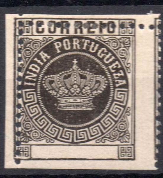 0712.jpg -     Lote:    712            Índia       Descrição:         1882 &mdash; Tipo Coroa. Valores em moeda local. CE115, 1 &frac12; reis em preto. Selo sem impressão da taxa e com o denteado deslocado.        **       Valor Base:     &euro; 8,00     Valor Venda:     Retirado     