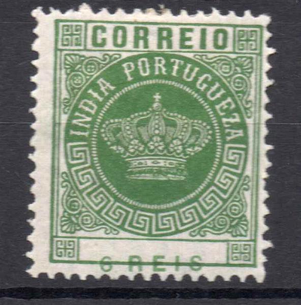 0718.jpg -     Lote:    718            Índia       Descrição:         1882 &mdash; Tipo Coroa. Valores em moeda local. CE117, 6 reis em verde, denteado 12 &frac12;. Selo com impressão deslocada da taxa.        **       Valor Base:     &euro; 6,00     Valor Venda:     &euro; 6,00     